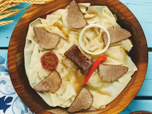 Mol go'shti bilan Beshbarmak