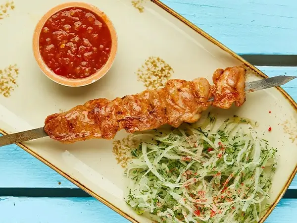 Tovuqli shashlik